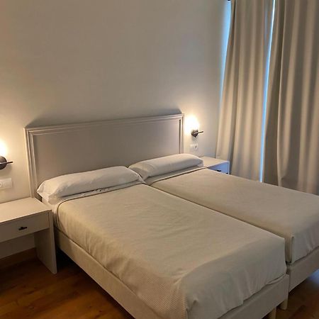 Hotel Santa Ana La Carlota Ngoại thất bức ảnh