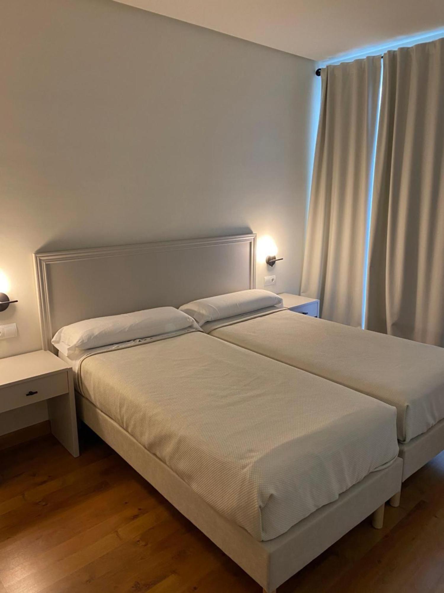 Hotel Santa Ana La Carlota Ngoại thất bức ảnh