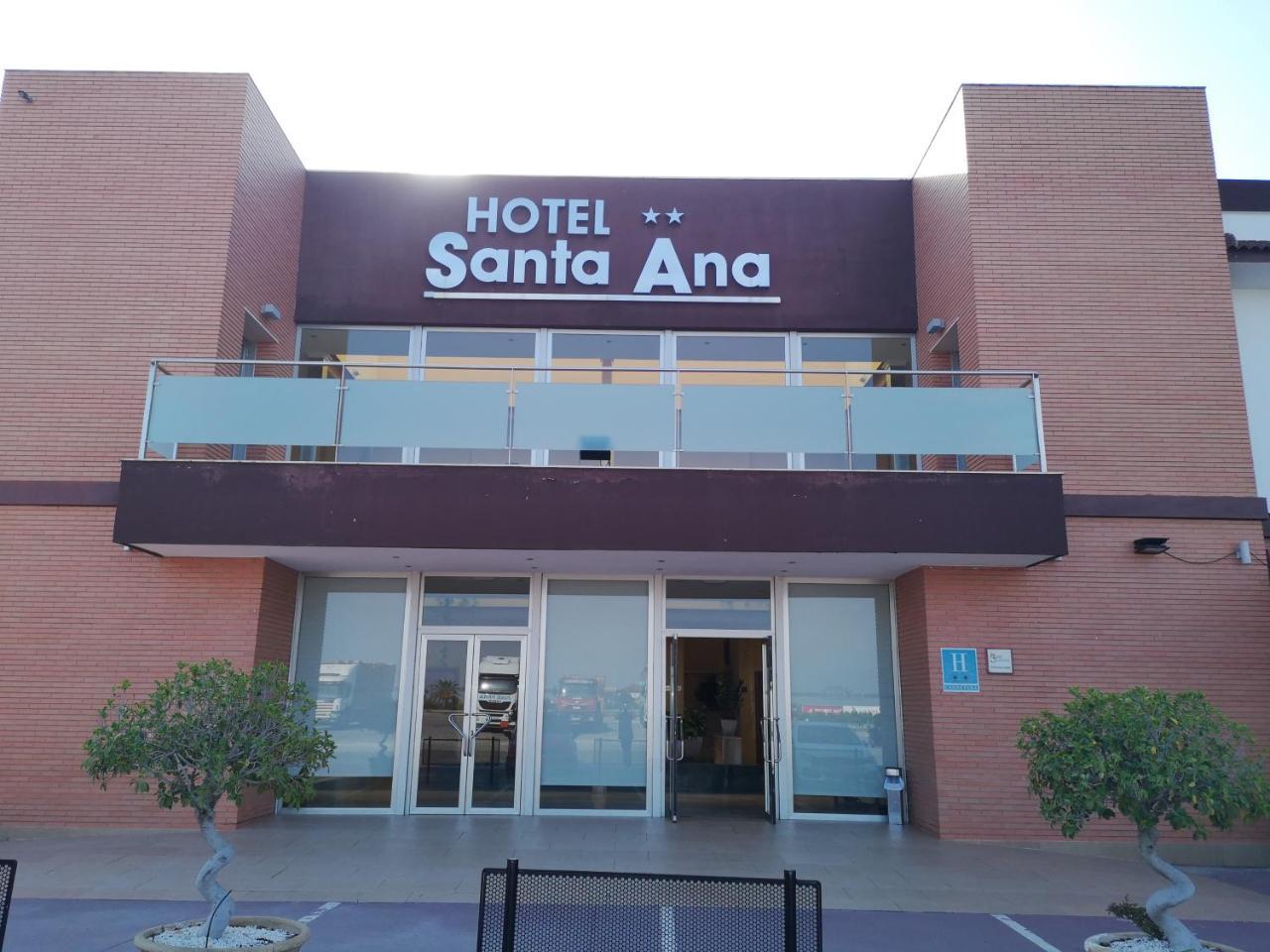 Hotel Santa Ana La Carlota Ngoại thất bức ảnh