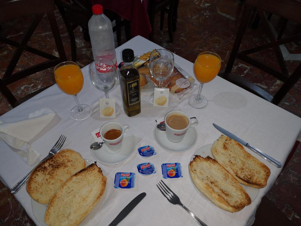 Hotel Santa Ana La Carlota Ngoại thất bức ảnh